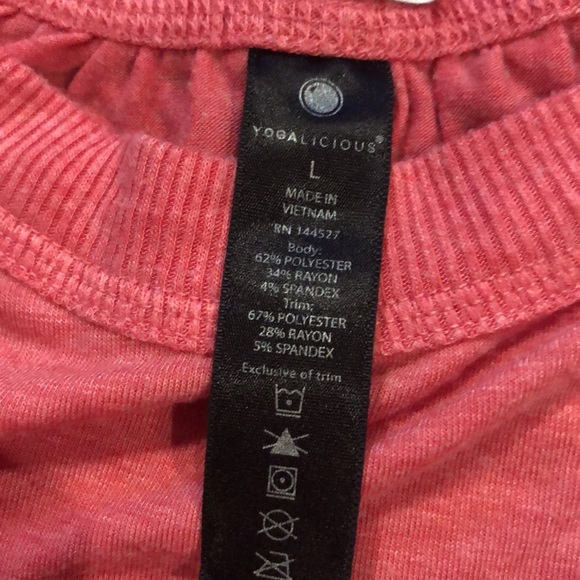 Yoga top - halter style - Picture 4 of 5